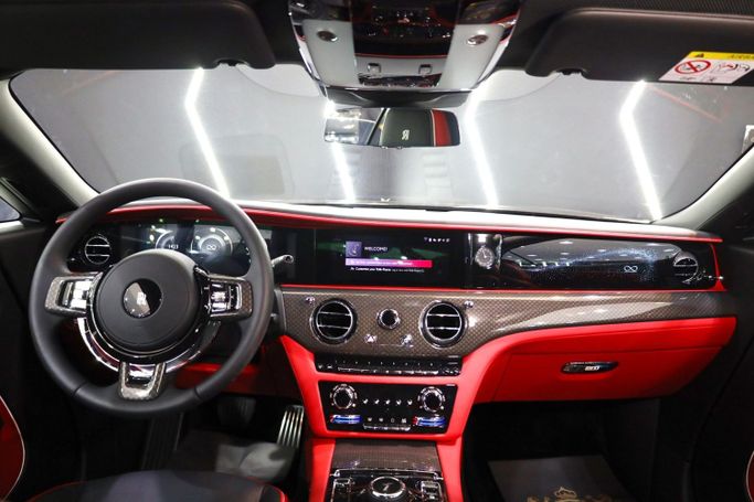 Used Rolls-Royce Spectre, 2025 in Dubai by Sanam Cars, Black color. GCC Specs | AUTO.AE