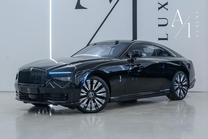 Подержанный Rolls-Royce Spectre, 2024 в Дубае от A1 Luxury Motors Черный цвет. GCC | AUTO.AE