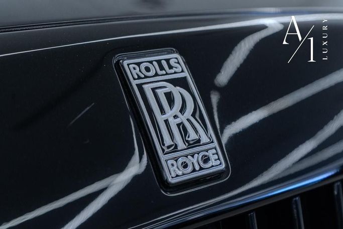 Подержанный Rolls-Royce Spectre, 2024 в Дубае от A1 Luxury Motors Черный цвет. GCC | AUTO.AE