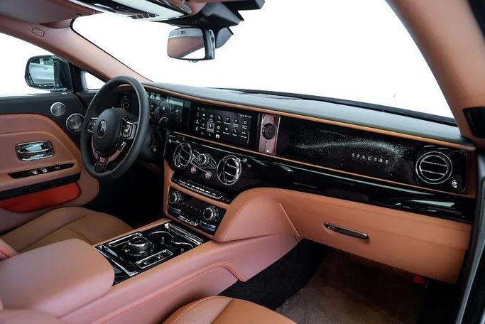 Новый Rolls-Royce Spectre, 2024 в Дубае от Exotic Cars Зеленый цвет. Other | AUTO.AE