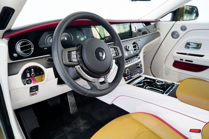 Used Rolls-Royce Spectre, 2024 in Dubai by Exotic Cars, Green color. Other | AUTO.AE