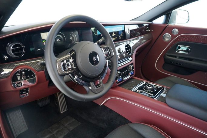 مستعملة Rolls-Royce Spectre, 2025 في في دبي من Exotic Cars، اللون رمادي. مواصفات الخليج | AUTO.AE