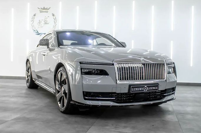 Новый Rolls-Royce Spectre, 2025 в Дубае от Luxury Lounge Cars Серый цвет. Европейская | AUTO.AE