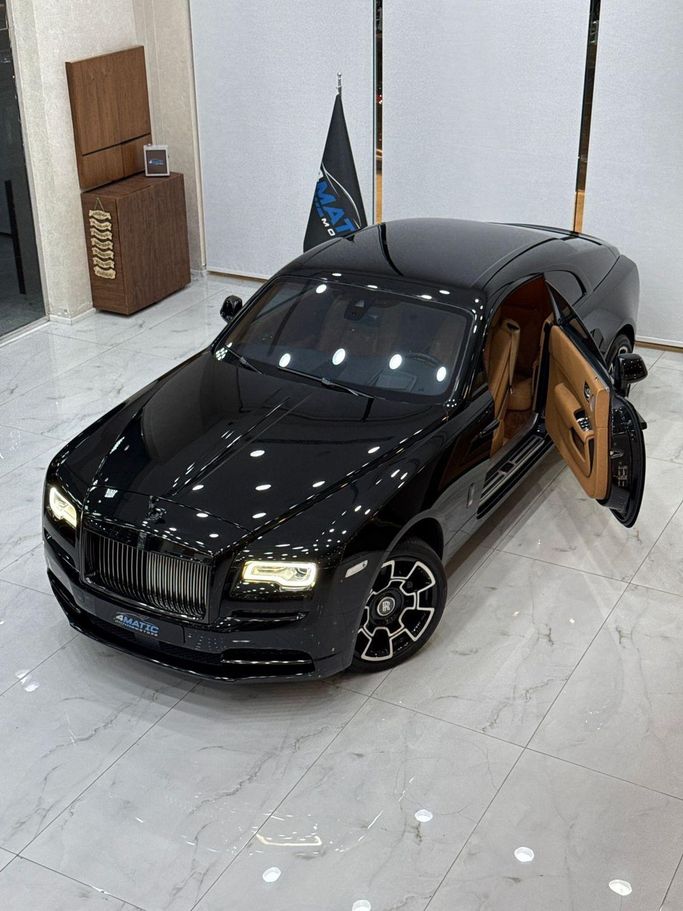 Used Rolls-Royce Wraith Black Badge, 6.6 l, 2018 in Dubai by 4 Matic Motors, Black color. GCC Specs | AUTO.AE
