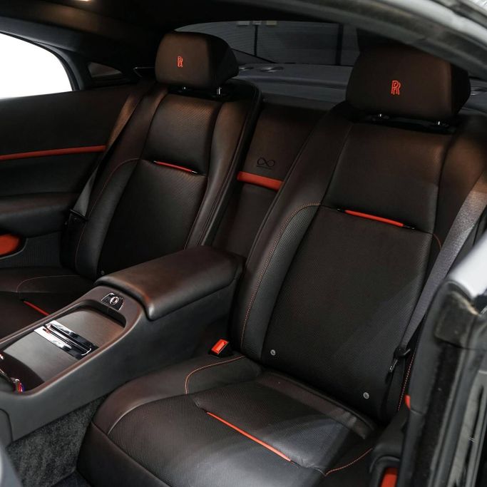 Used Rolls-Royce Wraith, 6.6 l, 2019 in Dubai by AAA Motors, Black color. GCC Specs | AUTO.AE