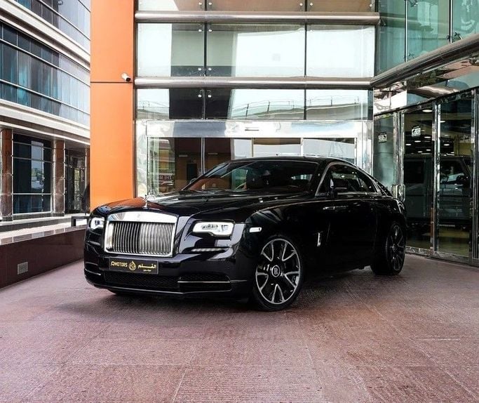 Подержанный Rolls-Royce Wraith, 6.6 л, 2017 в Дубае от Q Motors Черный цвет. GCC | AUTO.AE