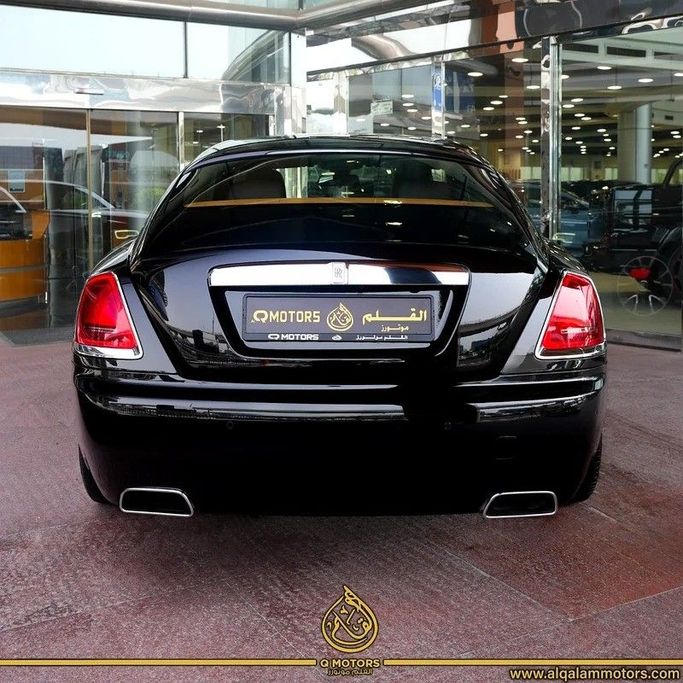 Подержанный Rolls-Royce Wraith, 6.6 л, 2017 в Дубае от Q Motors Черный цвет. GCC | AUTO.AE