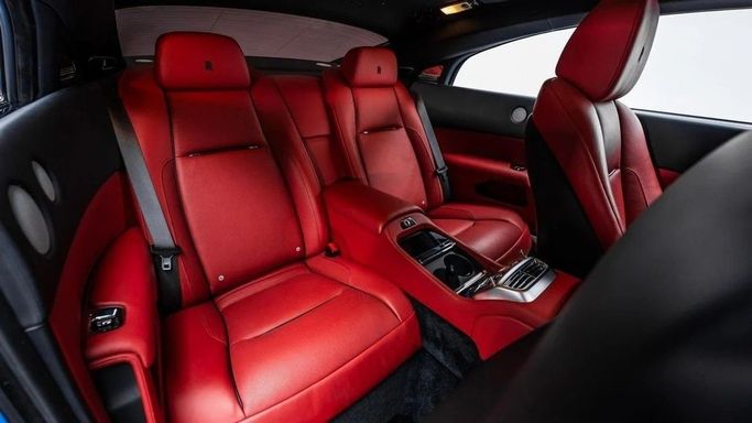 Used Rolls-Royce Wraith, 6.6 l, 2017 in Dubai by Al Ain Class Motors, Blue color. GCC Specs | AUTO.AE