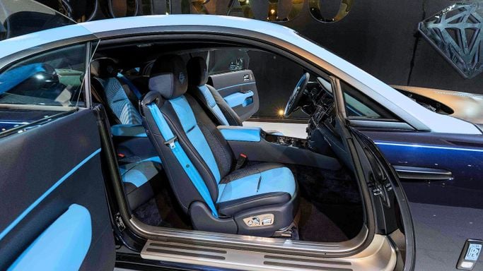 Used Rolls-Royce Wraith, 6.6 l, 2020 in Dubai by Dourado Luxury Car, Blue color. European Specs | AUTO.AE