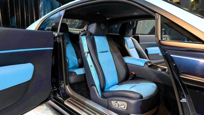 Used Rolls-Royce Wraith, 6.6 l, 2020 in Dubai by Dourado Luxury Car, Blue color. European Specs | AUTO.AE