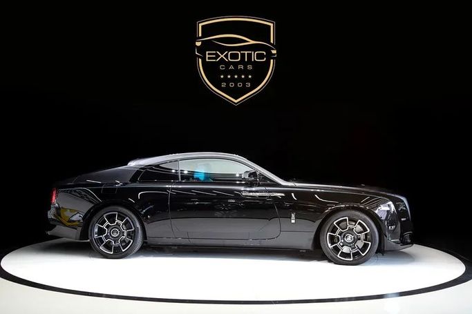 Новый Rolls-Royce Wraith Black Badge, 6.6 л, 2023 в Дубае от Exotic Cars Черный цвет. GCC | AUTO.AE