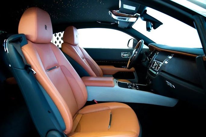 Подержанный Rolls-Royce Wraith, 6.6 л, 2019 в Дубае от Exotic Cars Серый цвет. GCC | AUTO.AE