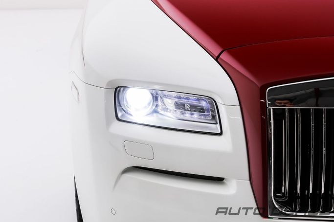 Used Rolls-Royce Wraith, 6.6 l, 2014 in Dubai by AUTO DEALS, White color. GCC Specs | AUTO.AE
