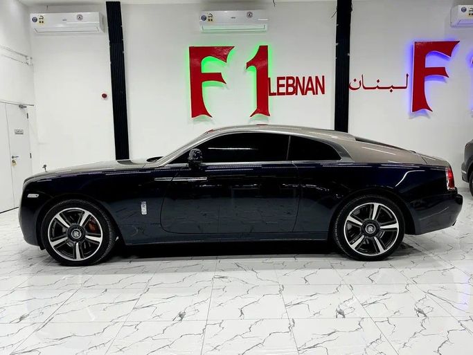 مستعملة Rolls-Royce Wraith, 6.6 l, 2016 في في دبي من F1 Motors، اللون أزرق. المواصفات الأوروبية | AUTO.AE