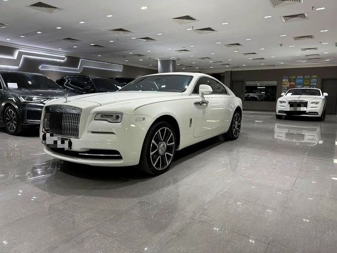 Used Rolls-Royce Wraith Black Badge, 6.6 l, 2016 in Dubai by VIP Stars, White color. GCC Specs | AUTO.AE
