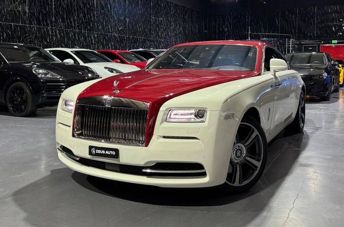 Подержанный Rolls-Royce Wraith, 6.6 л, 2014 в Дубае от Zeus Motors Белый цвет. GCC | AUTO.AE | Объявление #249857