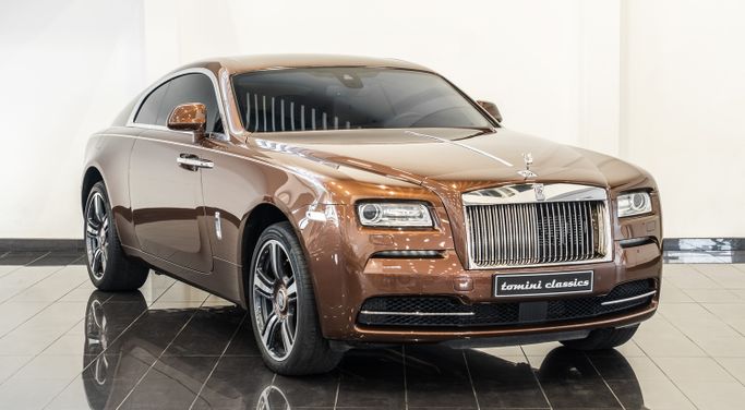 مستعملة Rolls-Royce Wraith RR5, 6.6 l, 2016 في في الإمارات, دبي من Tomini Cars، اللون بني. مواصفات الخليج | AUTO.AE | إعلان #282817