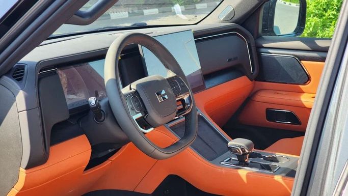 Новый Rox 01, 1.5 л, 2024 в Дубае от Alwan Global Cars Серый цвет. Other | AUTO.AE