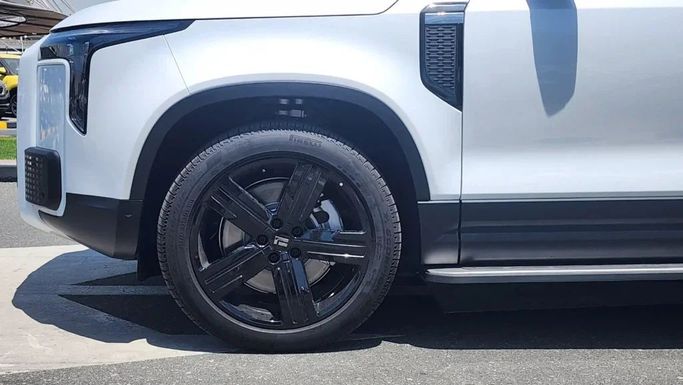 Новый Rox 01, 1.5 л, 2024 в Дубае от Alwan Global Cars Белый цвет. Other | AUTO.AE
