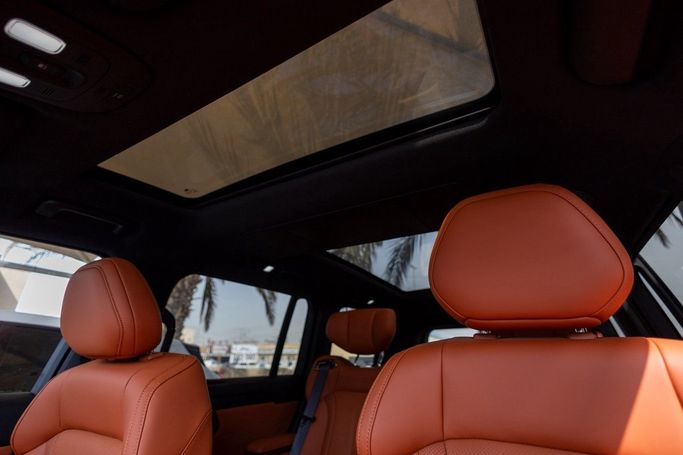 Подержанный Rox 01, 1.5 л, 2025 в Дубае от Linda Cars Черный цвет. Китайская | AUTO.AE