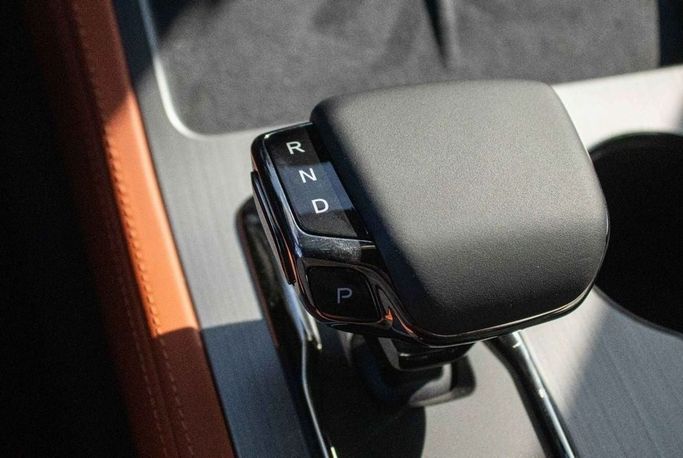 Новый Rox 01, 1.5 л, 2025 в Дубае от Albustanji Motors FZCO Черный цвет.  | AUTO.AE