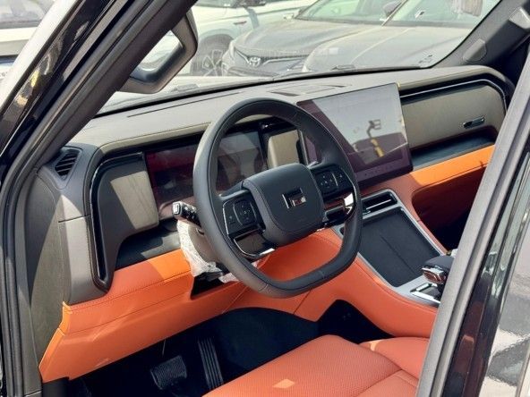 Новый Rox 01, 1.5 л, 2025 в Дубае от Titanum Cars Черный цвет. Other | AUTO.AE
