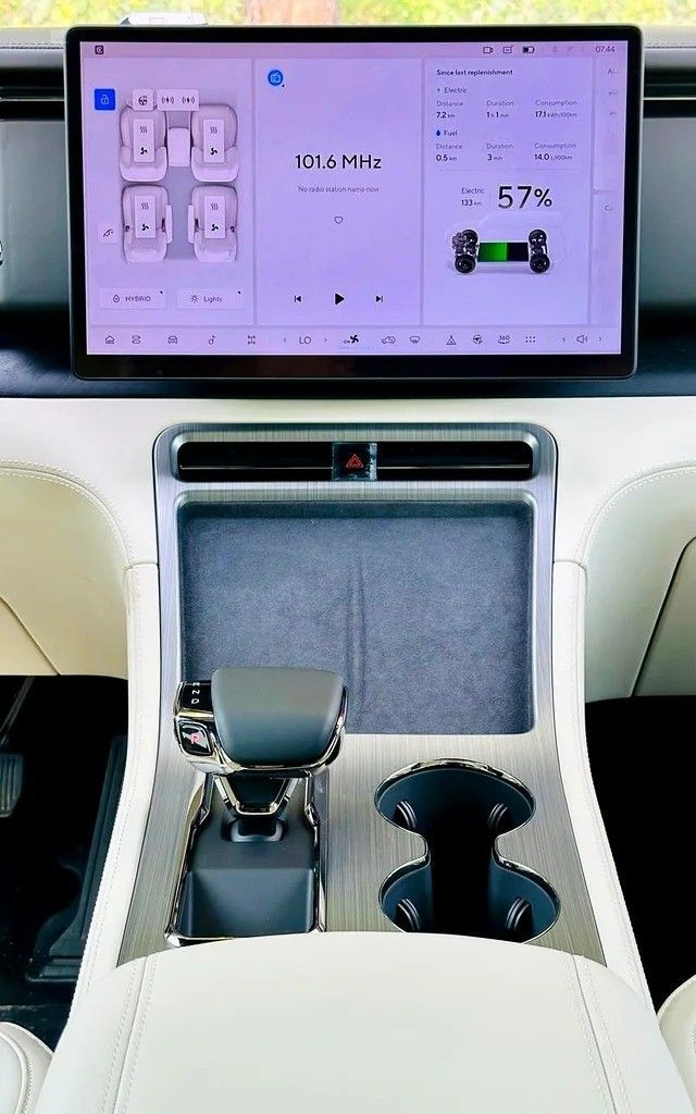 New Rox 01, 1.5 l, 2025 in Dubai by Metro Motors, Black color. Chinese Specs | AUTO.AE