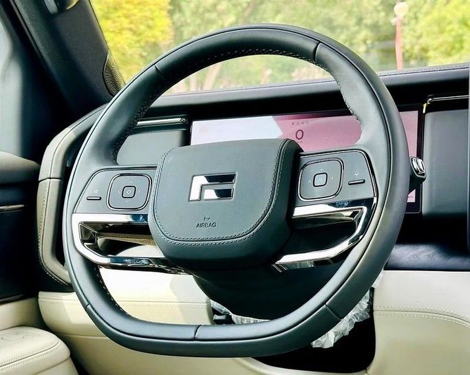 New Rox 01, 1.5 l, 2025 in Dubai by Metro Motors, Black color. Chinese Specs | AUTO.AE