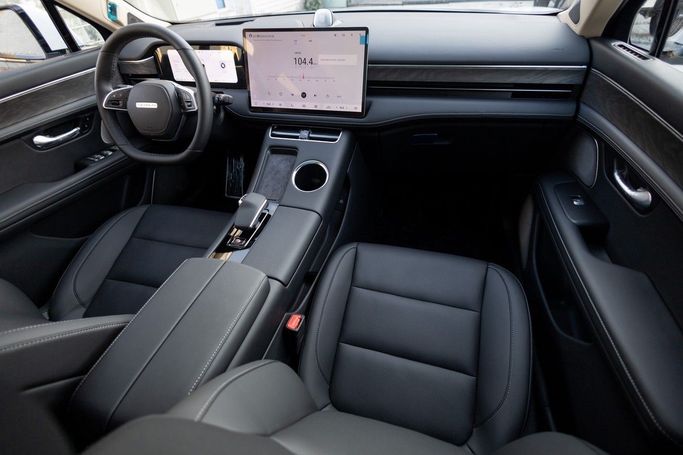 Новый Seres M5, 1.5 л, 2025 в Дубае от Linda Cars Белый цвет. GCC | AUTO.AE