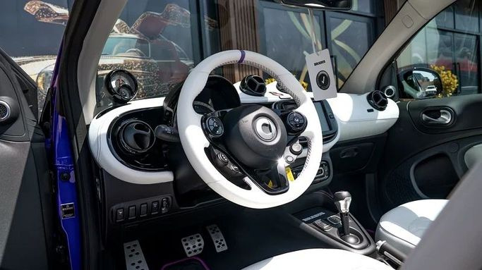 Новый Smart Fortwo III, 2024 в Дубае от 8 Ba Motors Фиолетовый цвет. Европейская | AUTO.AE