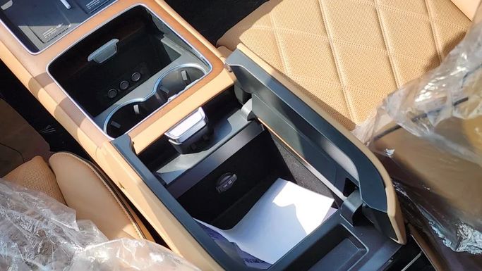 New Stelato S9, 2024 in Dubai by Alwan Global Cars, Golden color. Other | AUTO.AE