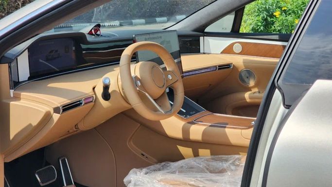 New Stelato S9, 2024 in Dubai by Alwan Global Cars, Golden color. Other | AUTO.AE