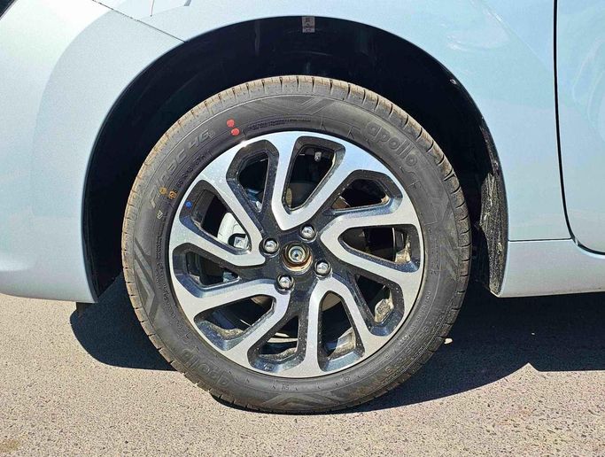 Новый Suzuki Baleno III, 1.5 л, 2025 в Дубае от SK Motors Серебристый цвет. GCC | AUTO.AE