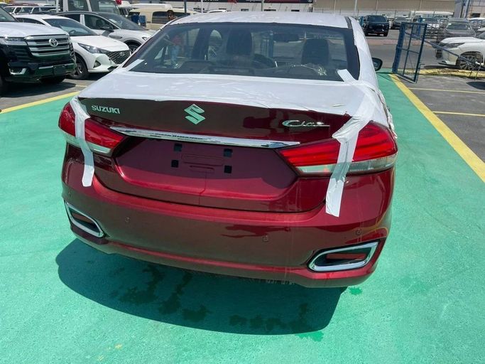 Новый Suzuki Ciaz I Рестайлинг, 1.5 л, 2025 в Дубае от Mohamed Hakim Motors Красный цвет. Other | AUTO.AE