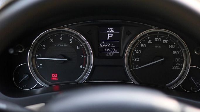 Used Suzuki Ciaz I Facelift, 1.5 l, 2024 in Dubai by Cariva Used Cars , Grey color. GCC Specs | AUTO.AE