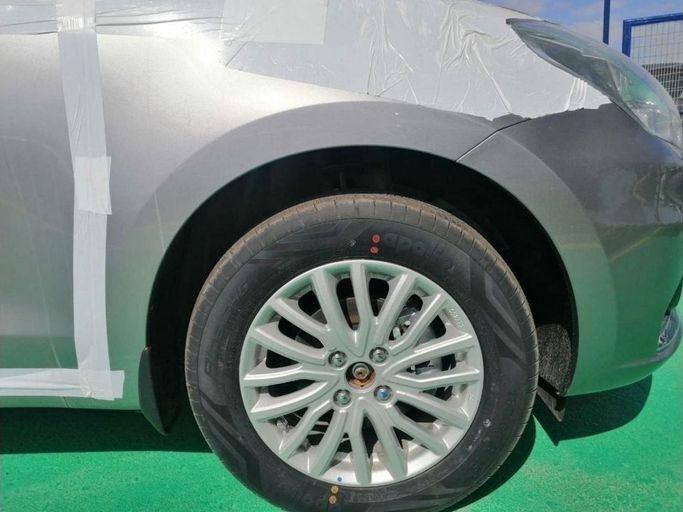 New Suzuki DZire III Facelift, 1.2 l, 2024 in Dubai by Mohamed Hakim Motors, Silver color. GCC Specs | AUTO.AE