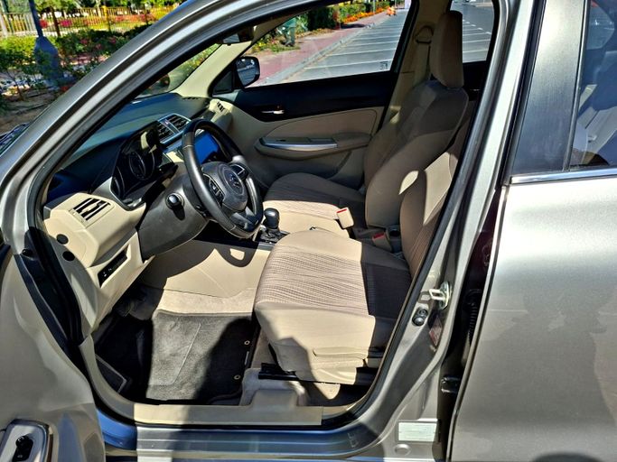 مستعملة Suzuki DZire ثالثاً فيس ليفت، 1.2 لتر، 2023 في الإمارات، دبي من AUTO LINK SPECIALIZED VEHICLES TRADING LLC، اللون رمادي.  | AUTO.AE | إعلان #295839 — صورة 11 من 15