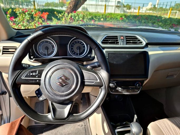 مستعملة Suzuki DZire ثالثاً فيس ليفت، 1.2 لتر، 2023 في الإمارات، دبي من AUTO LINK SPECIALIZED VEHICLES TRADING LLC، اللون رمادي.  | AUTO.AE | إعلان #295839 — صورة 13 من 15