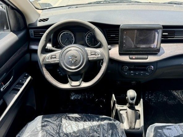 Новый Suzuki Ertiga II Рестайлинг, 1.5 л, 2025 в Дубае от Titanum Cars Черный цвет. Other | AUTO.AE