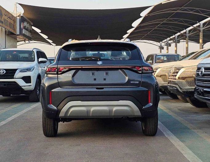 Новый Suzuki Fronx, 1.5 л, 2025 в Дубае от SK Motors Серый цвет. GCC | AUTO.AE