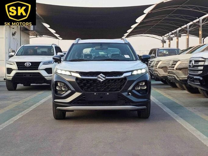 Новый Suzuki Fronx, 1.5 л, 2025 в Дубае от SK Motors Серый цвет. GCC | AUTO.AE