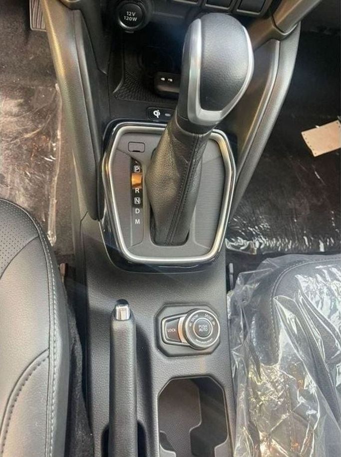 New Suzuki Grand Vitara III, 1.5 l, 2024 in Dubai by Mohamed Hakim Motors, Silver color. Other | AUTO.AE