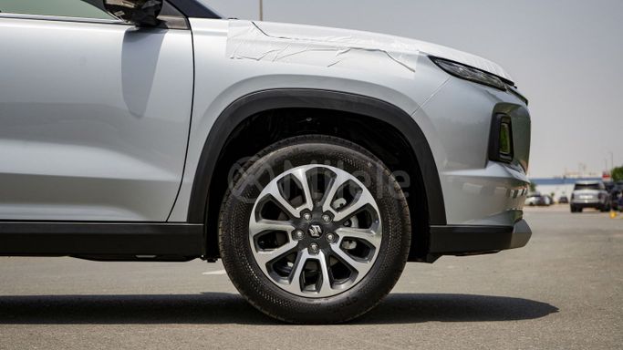 New Suzuki Grand Vitara III, 1.5 l, 2025 in Dubai by Milele, Silver color. Other | AUTO.AE