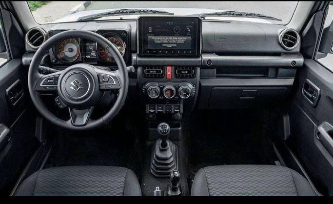 Новый Suzuki Jimny IV, 1.5 л, 2025 в Дубае от Mohamed Hakim Motors Зеленый цвет. Other | AUTO.AE