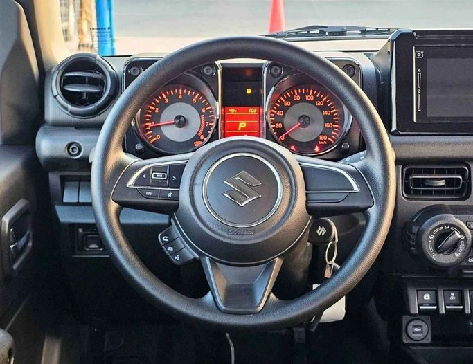 Новый Suzuki Jimny IV, 1.5 л, 2025 в Дубае от SK Motors Серебристый цвет. GCC | AUTO.AE