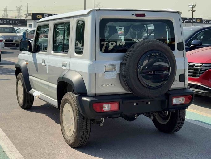 Новый Suzuki Jimny IV, 1.5 л, 2025 в Дубае от SK Motors Серебристый цвет. GCC | AUTO.AE