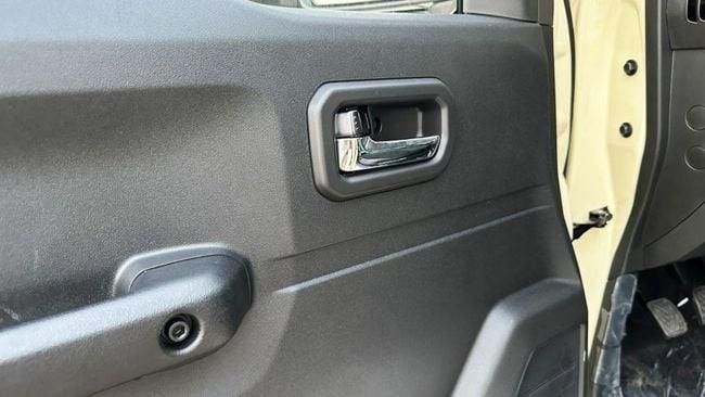 Новый Suzuki Jimny IV, 1.5 л, 2024 в Дубае от Falcons GT Motors FZCO Бежевый цвет. Other | AUTO.AE