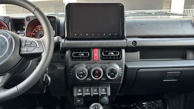 Новый Suzuki Jimny IV, 1.5 л, 2024 в Дубае от Falcons GT Motors FZCO Бежевый цвет. Other | AUTO.AE