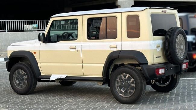 Новый Suzuki Jimny IV, 1.5 л, 2024 в Дубае от Falcons GT Motors FZCO Бежевый цвет. Other | AUTO.AE