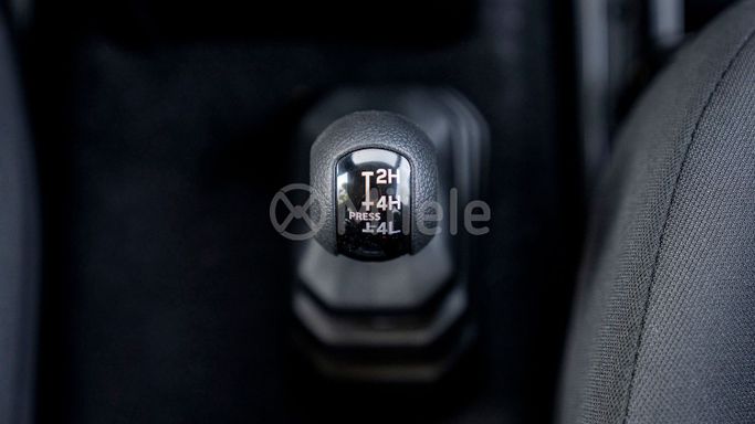 Новый Suzuki Jimny IV, 1.5 л, 2025 в Дубае от Milele Серый цвет. Other | AUTO.AE